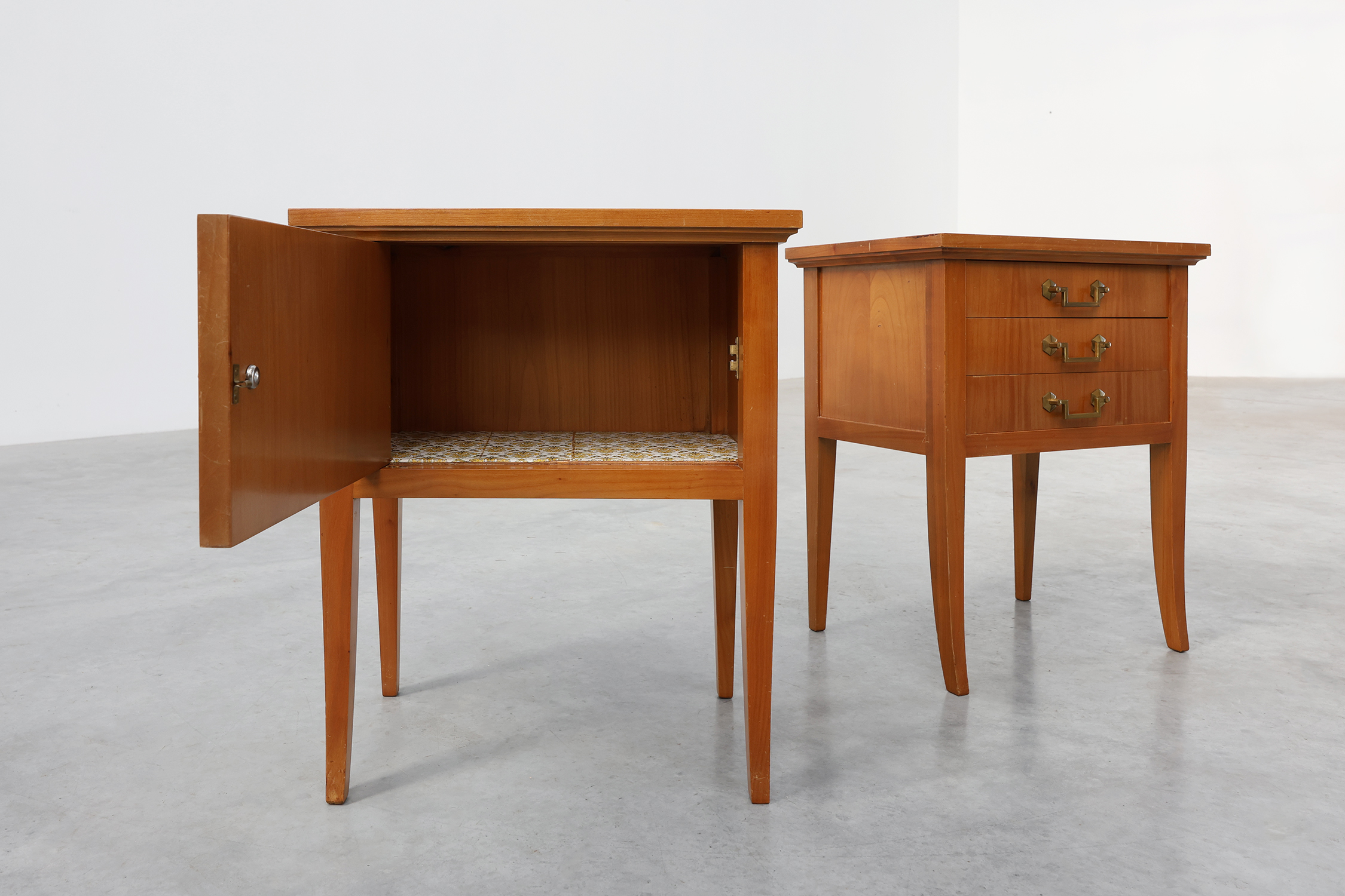 Pair of mid-century bedside tables with brass handles, France, 1950sthumbnail